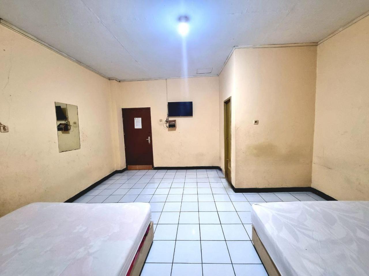 Hotel Harapan Jaya Jakarta Ngoại thất bức ảnh